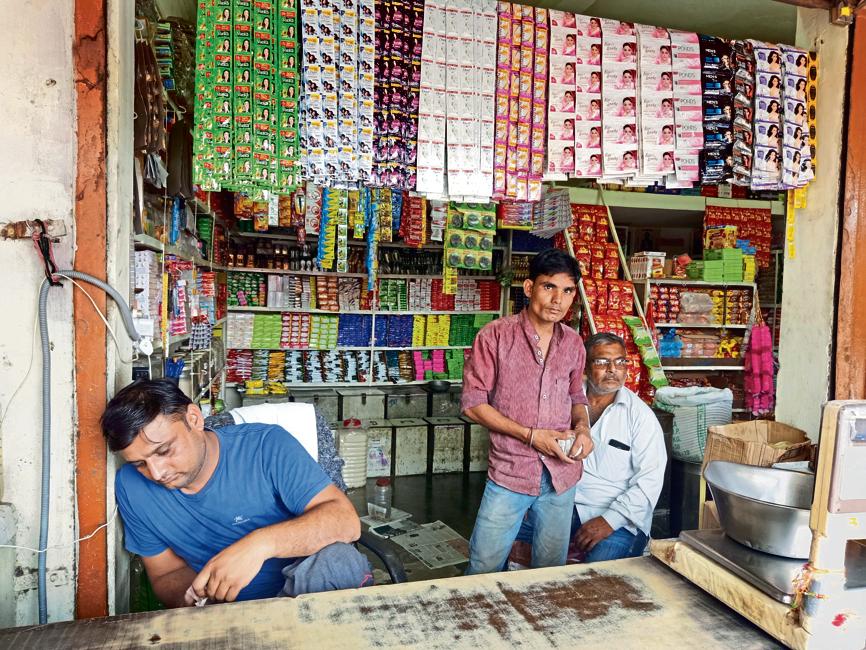 Vidisha零售商Jitendra Raghuvansi的日销量下降了50％