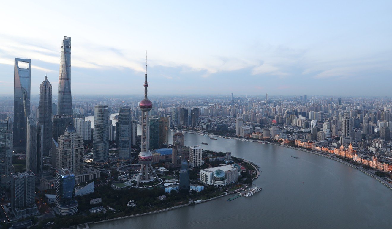 上海的1至9月财政收入仅增长了0.2％，低于去年同期的7％。照片：新华社