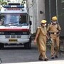 戴著口罩的安全人員退出了特別隔離病房，該病房為喀拉拉邦高知醫學院的新型冠狀病毒患者提供治療。 （PTI）